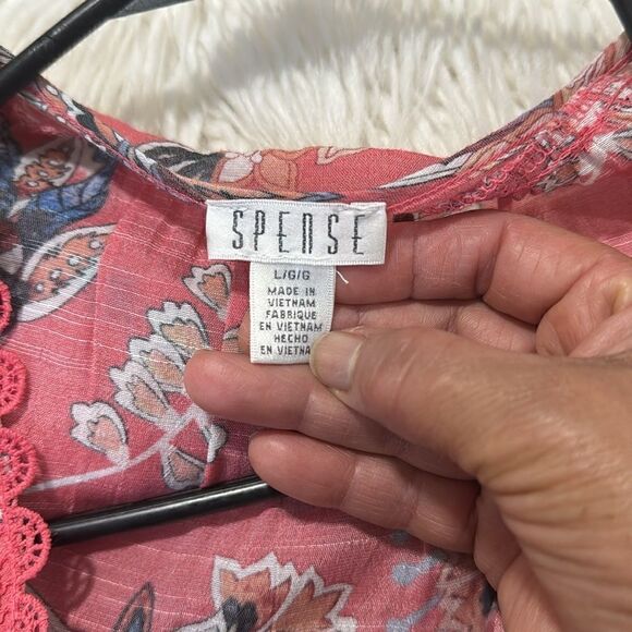 SPENSE FLORAL BLOUSE SIZE LARGE - Picture 7 of 8